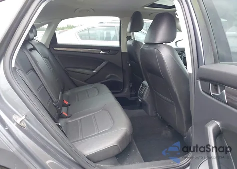 2020 Volkswagen Passat 2.0T R-Line из США, поврежденный, VIN 1VWMA7A30LC021222